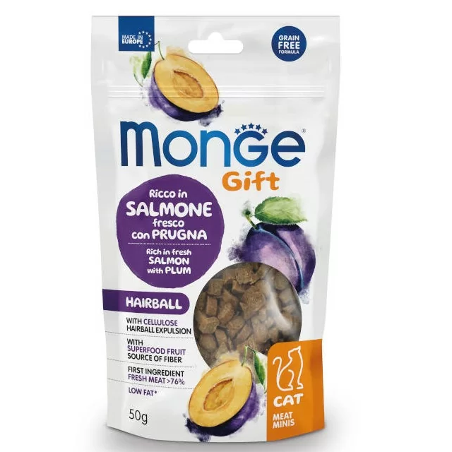 MONGE Gift Hairball Adult Cat, cu Somon si Prune, Recompense Pisici, Prevenirea Formarii Ghemelor de Par, 50g