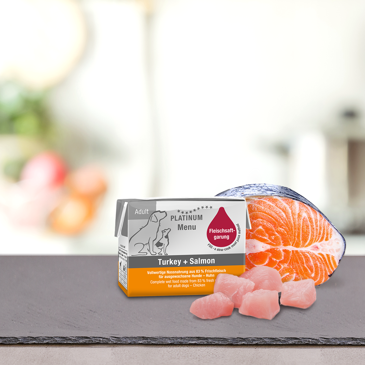 PLATINUM Menu Adult, Curcan si Somon, Hrana Umeda Pentru Caini 90g