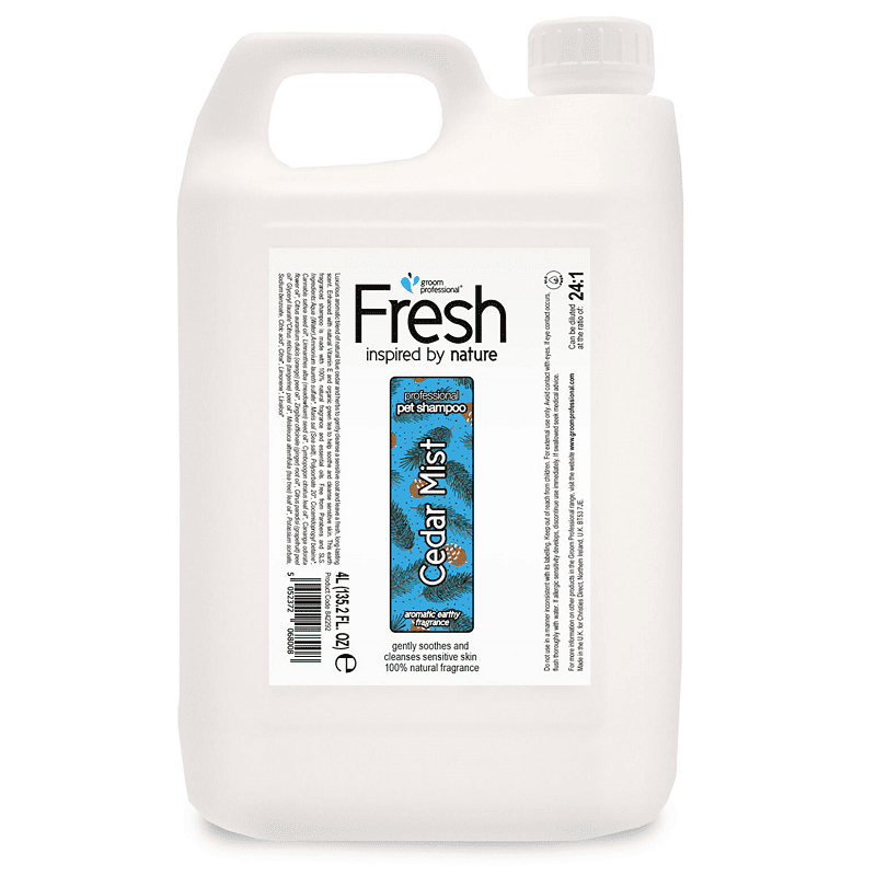 GROOM PROFESSIONAL Fresh Cedar Mist Shampoo 4 L | Sampon Profesional Concentrat (dilutie 24:1) cu Ceai Verde Organic pentru Caini | Curatare Delicata si Calmarea Pielii