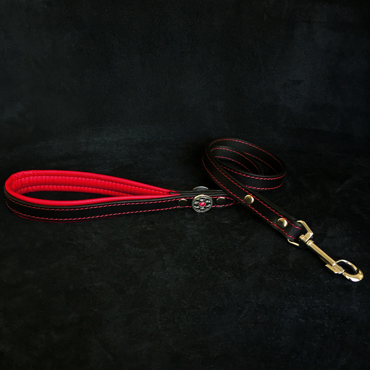 BESTIA DOG GEAR Bijou, Lesa din Piele Pentru Caini, Neagra cu Rosu, 110cm | 2cm