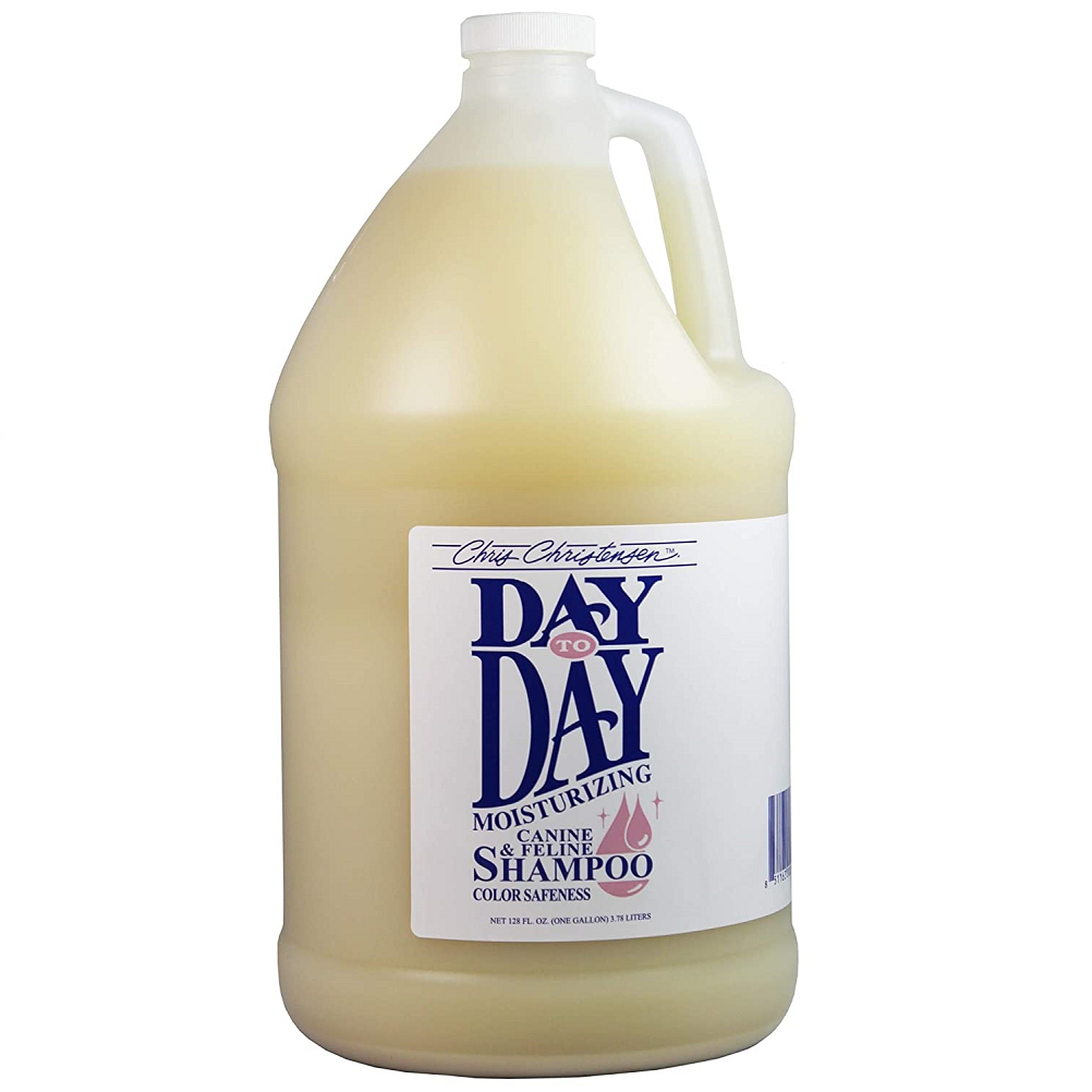 CHRIS CHRISTENSEN Day to Day Moisturizing Shampoo 3.8 L | Sampon Profesional Hidratant cu Extract de Ovaz pentru Caini si Pisici | Volum si Stralucire pentru Toate Tipurile de Blana